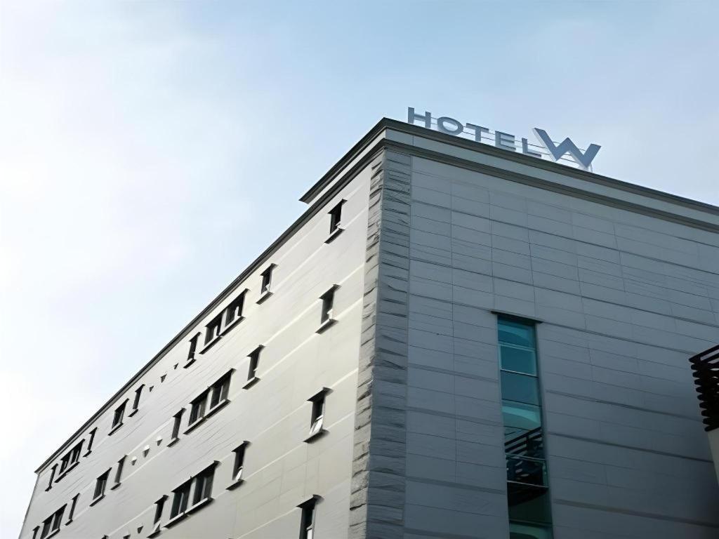 Hotel W Shinג'גו מראה חיצוני תמונה