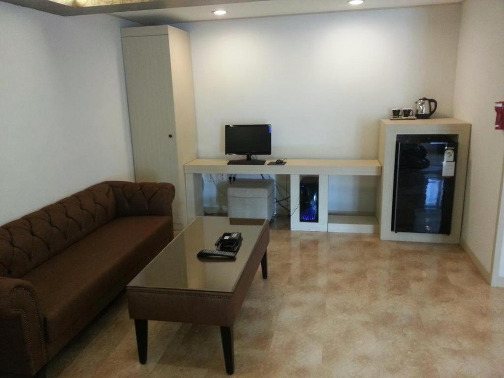 Hotel W Shinג'גו מראה חיצוני תמונה